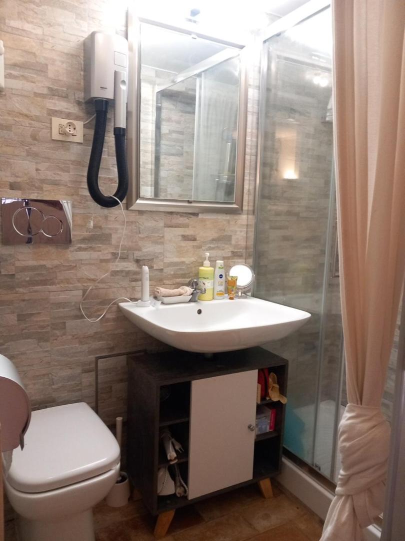 Domus Next Campo De'Fiori With Thermal Shower Roma Rom bilde