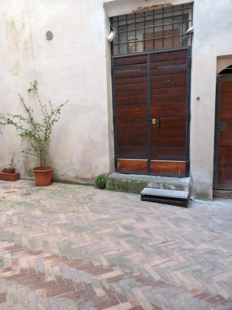 Domus Next Campo De'Fiori With Thermal Shower Roma Eksteriør bilde